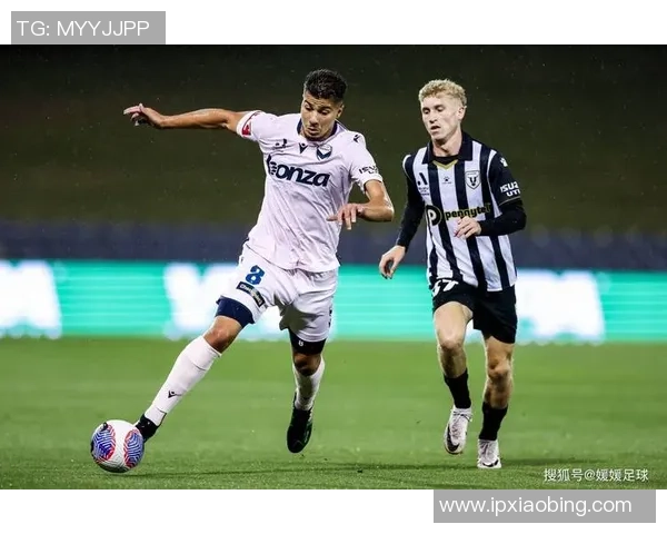 墨尔本胜利对决中央海岸水手全力争夺胜利的精彩赛事分析